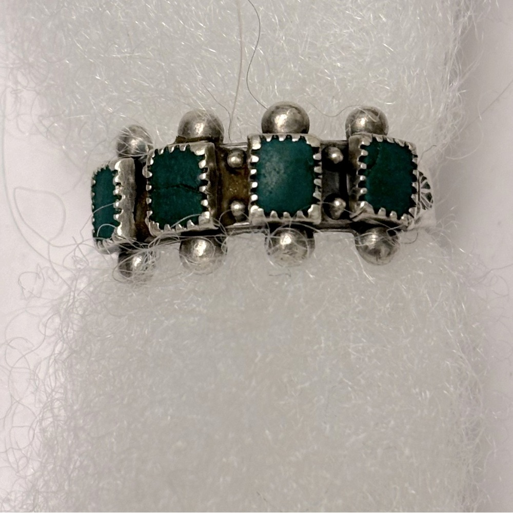 Vintage Navajo Zuni Sterling and Turquoise Ring Sz 7